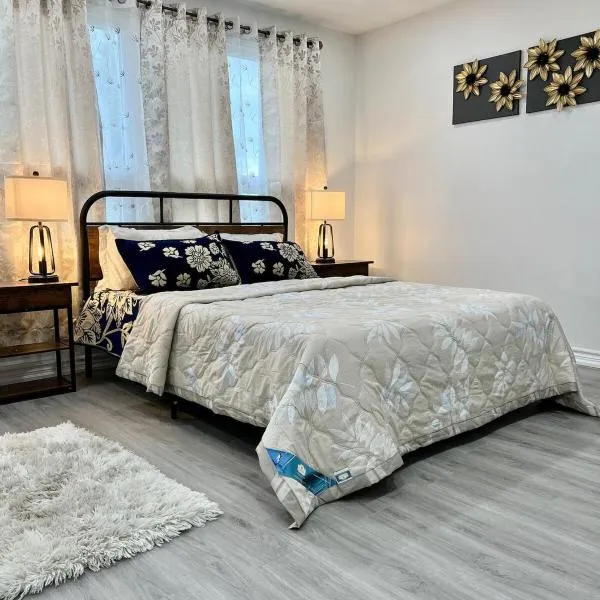 K1 Private Bathroom Queen Bed Room，位于米西索加的酒店