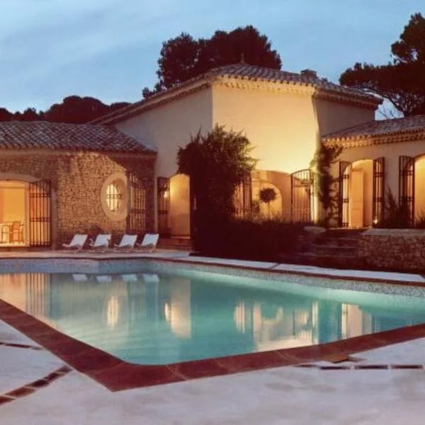 Villa Dolce Vita，位于Mondragon的酒店