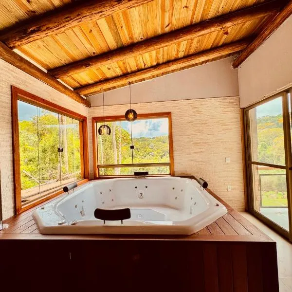 Rancho do Lagarto Pedra Azul，位于多明戈斯马丁斯的酒店