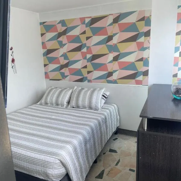 Room cerca al aeropuerto，位于波哥大的酒店