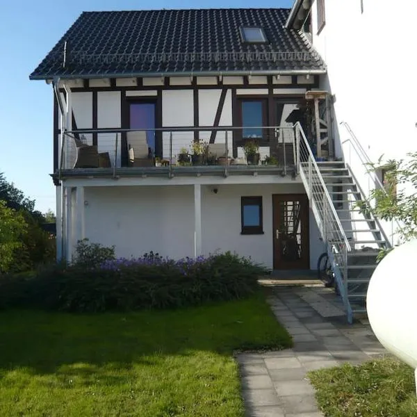 Ferienwohnung an Pferdehof in Much，位于穆赫的酒店
