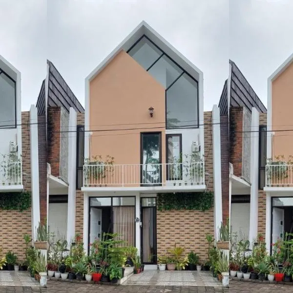 Villa Iblink"Aesthetic & Homely in Malang"，位于玛琅的酒店