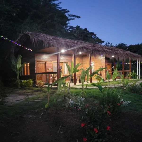 Promisedland Tayrona Cabins，位于伯里塔卡的酒店