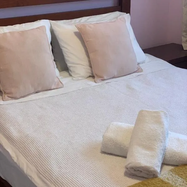 double room，位于奥克兰的酒店