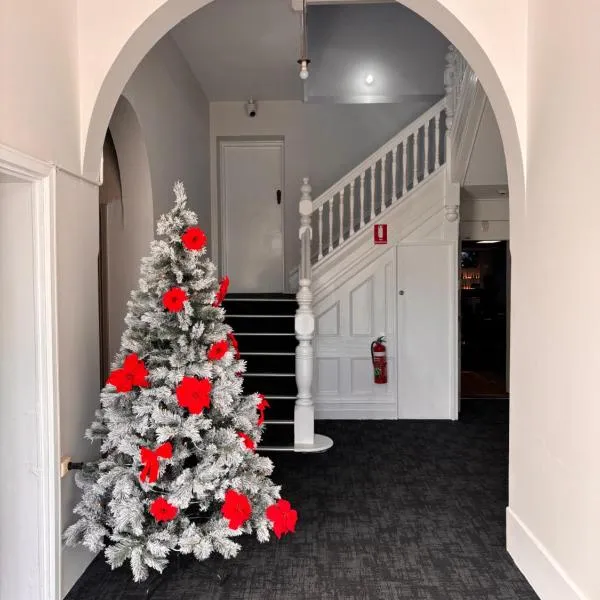 The Club Hotel Collie，位于Collie的酒店