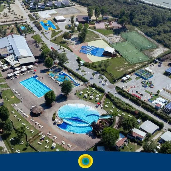 Club del Sole Spina Family Camping Village，位于利多尔德纳西奥尼的酒店