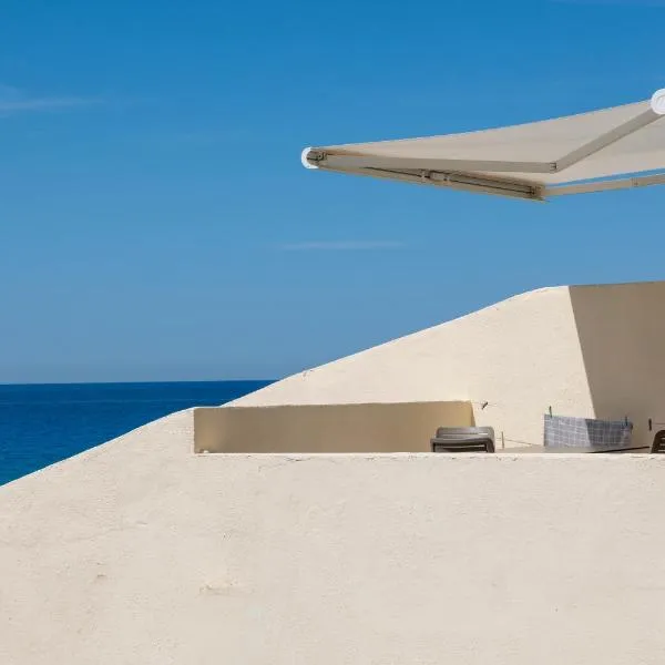 Hôtel et Résidence Ta Kladia - Omigna，位于卡尔热斯的酒店