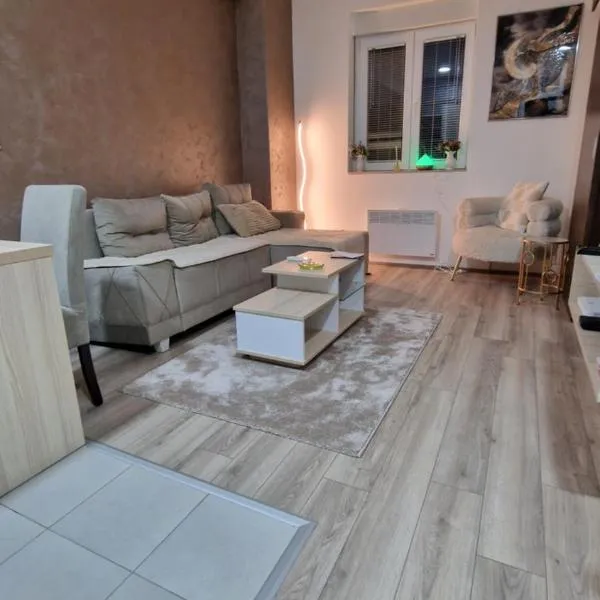 cocoluxapartmanl73，位于Trnava的酒店