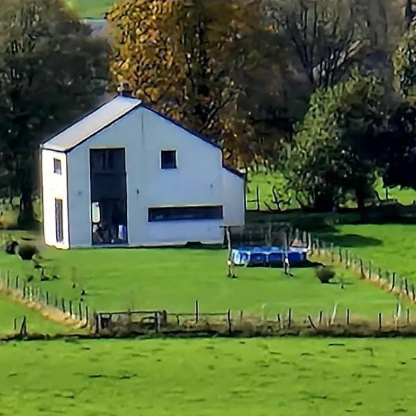 Maison des voisins，位于Tavigny的酒店