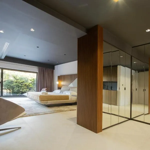 Villa Della Lupa Luxury Rooms，位于莱切的酒店