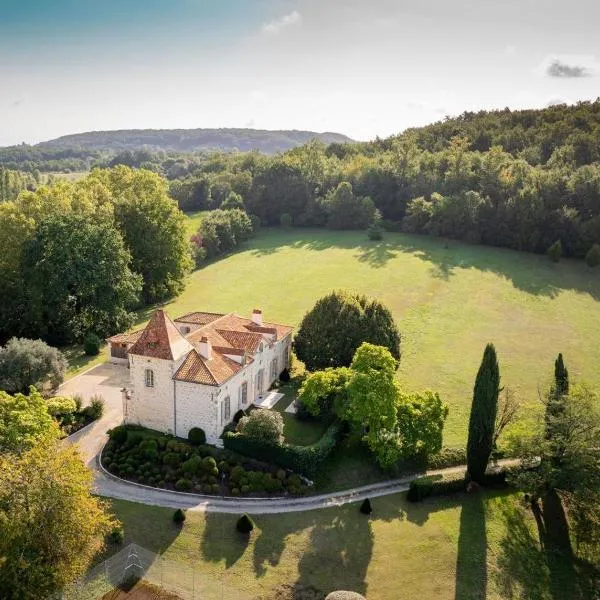 Manoir BLANCHE HAUT Chambres et tables d hôtes，位于洛特河畔的维伦纽夫的酒店