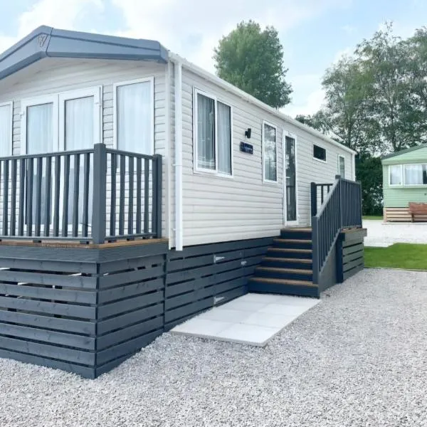 Escape in Carnforth Lodge - Sleeps 6，位于康福斯的酒店