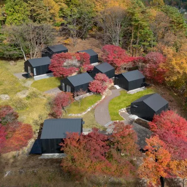 Village X KAWAGUCHIKO，位于富士河口湖的酒店