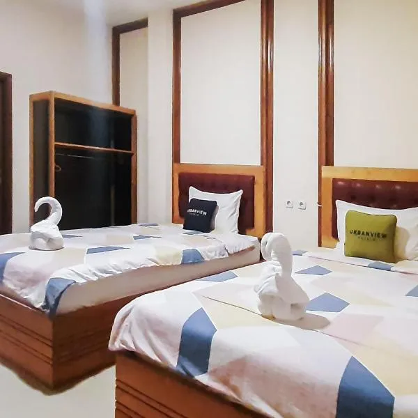 Urbanview Remington Hotel Palembang By RedDoorz，位于巨港的酒店