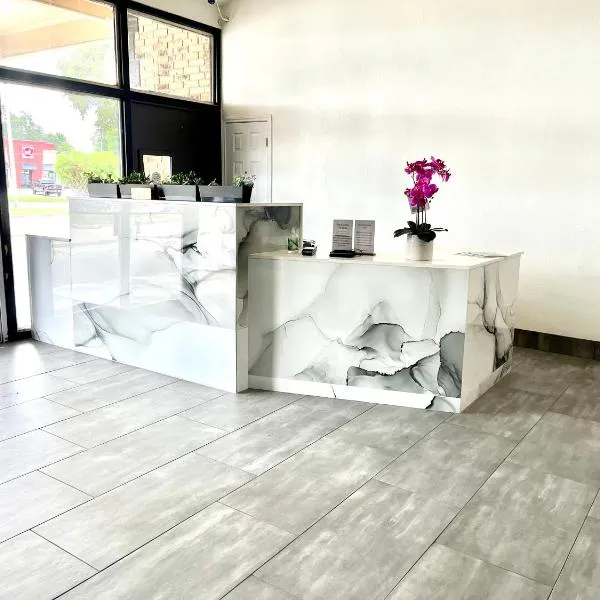 Hotel Isabella，位于尤瓦尔迪的酒店