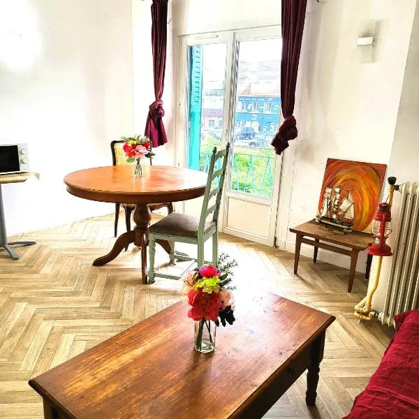 Appartement de 60m2 à 20 minutes de Paris，位于Montigny-lès-Cormeilles的酒店