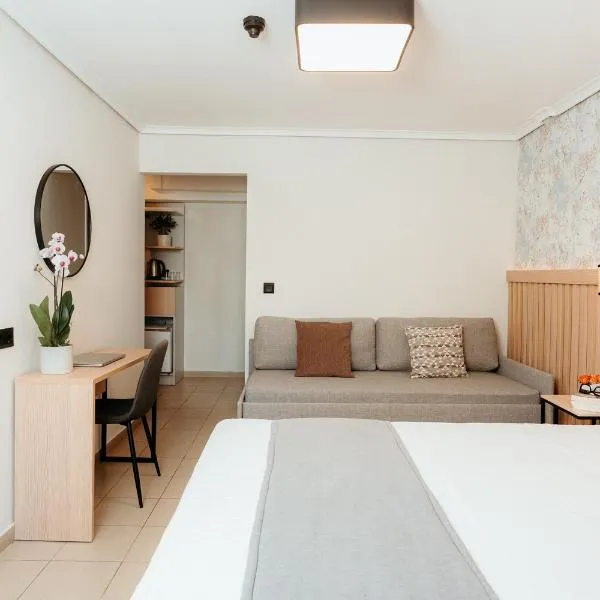 Aqua Beachfront Elegant Hotel，位于奥林匹亚基·阿克蒂的酒店