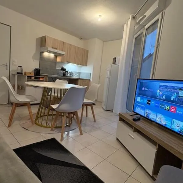 Appartement au calme proche du PAL，位于迪关的酒店