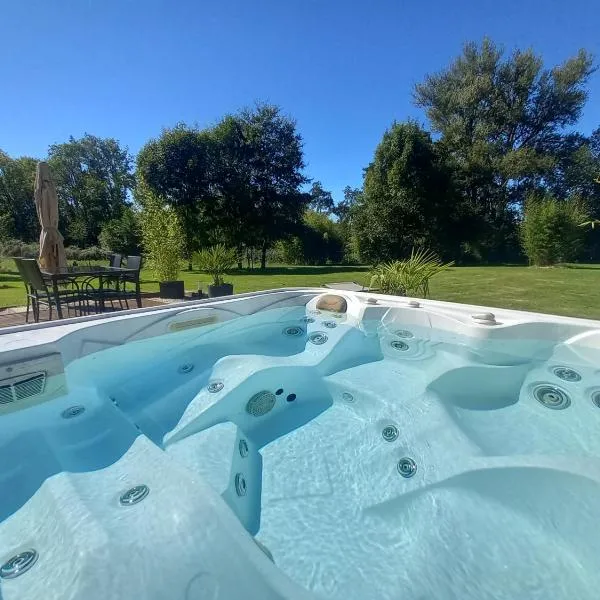 L'Oasis Des Pyrénées，位于Campuzan的酒店