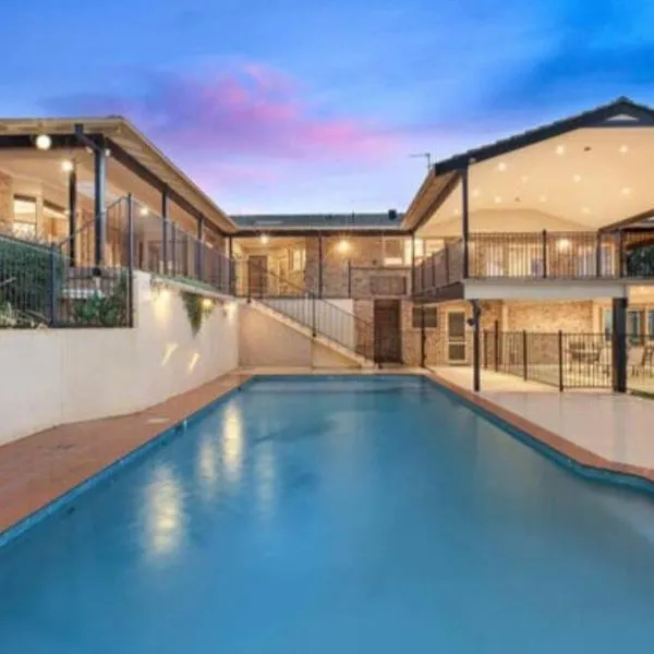 Capturing Breathtaking Retreat!，位于Denham Court的酒店