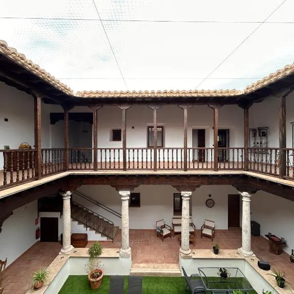 La Casa de la botica -Casa Rural El Romeral de Toledo，位于Romeral的酒店