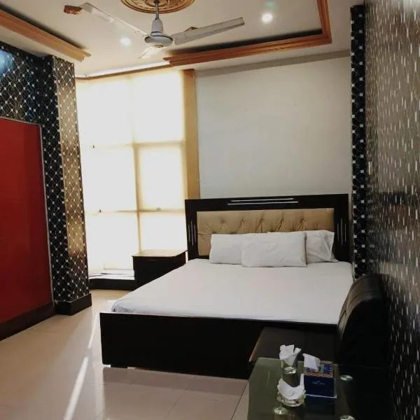 Hotel Star View Bahawalpur，位于巴哈瓦尔布尔的酒店