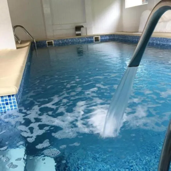 Mirador de Miranda, Apartamentos Rural & Spa Inc，位于Cutiellos的酒店