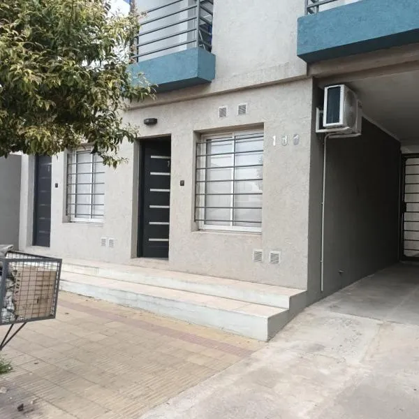 Alquilo departamento por dia，位于坦迪尔的酒店
