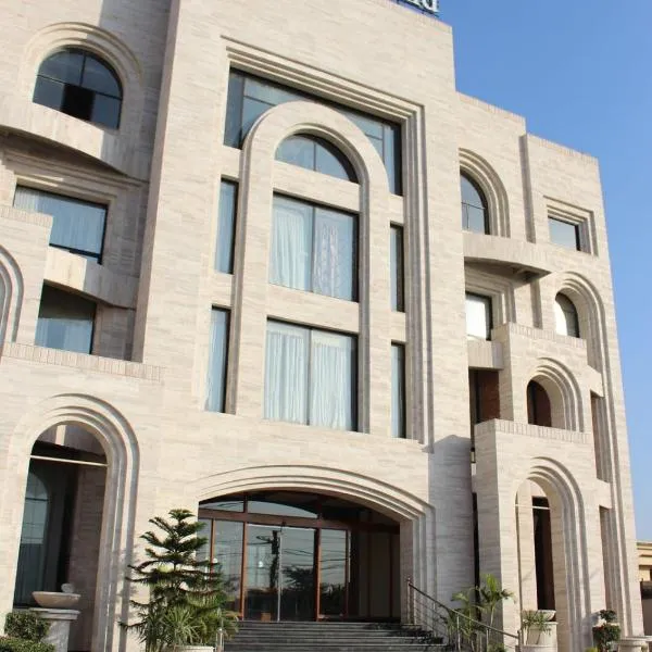 Faletti's Grand Hotel Gujranwala，位于Gujrānwāla的酒店