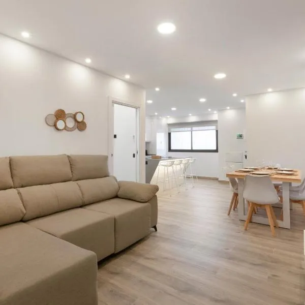 Apartamento Avenida Marítima，位于坎德拉里亚的酒店