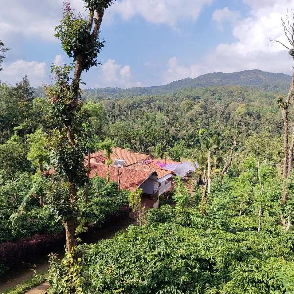 Shivalaya Homestay, Madikeri，位于西达普尔的酒店