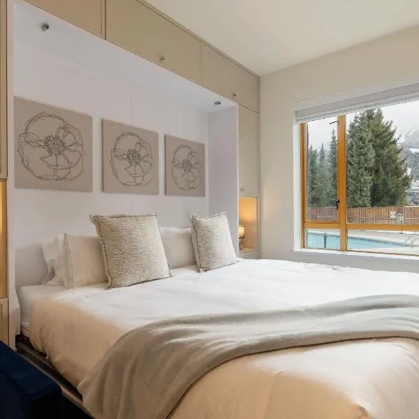 Newly Renovated KING BED STUDIO in the Village，位于惠斯勒的酒店