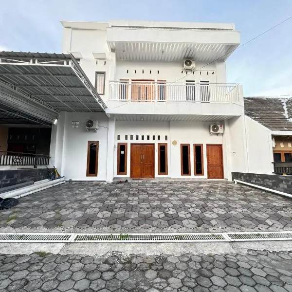 Nogotirto Damai Homestay Jogja，位于Ngabean的酒店