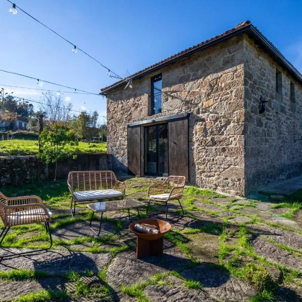 Vive una escapada rural con alma, cerca de todo y lejos del ruido，位于庞特维德拉的酒店