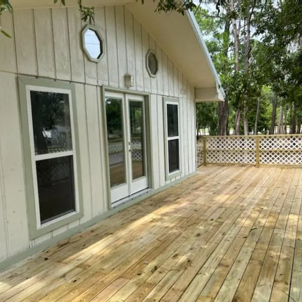 Playing Hookie LLC，位于多芬岛的酒店