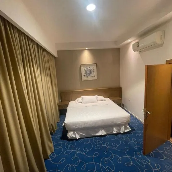 Fiori Hotel Suites，位于哈萨的酒店