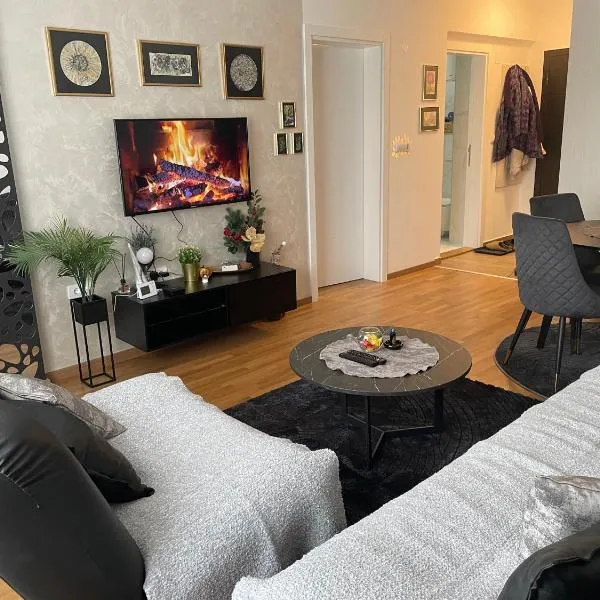 Ria apartman，位于瓦列沃的酒店