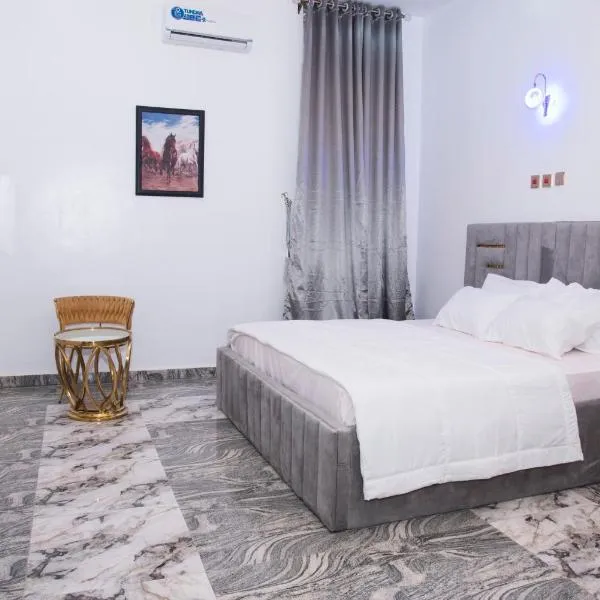White Angel Hotel Kubwa，位于Kubwa的酒店