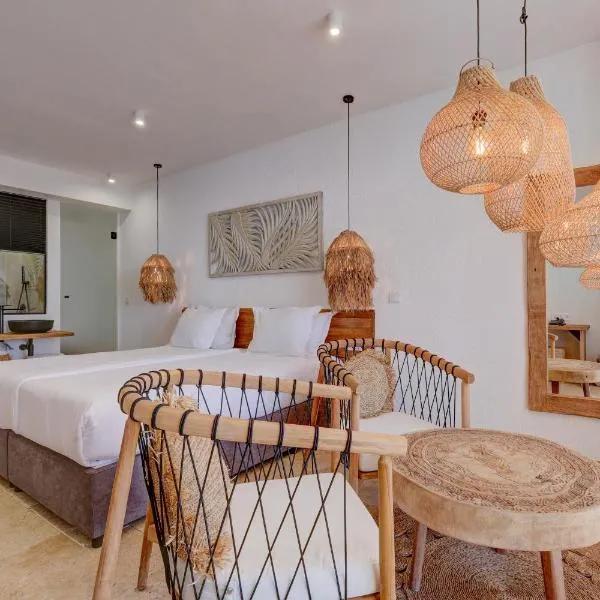 La Boheme - Adults Only，位于奥布佐尔的酒店