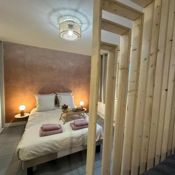 LeRelaisdOdile - Studio Cosy - Proche Metro - Parking Gratuit - Mons-en-Barœul，位于蒙桑巴勒尔的酒店