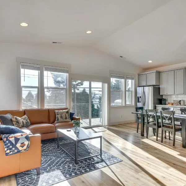 Stunning Stevenson Retreat w/ Mountain Views!，位于史蒂文森的酒店