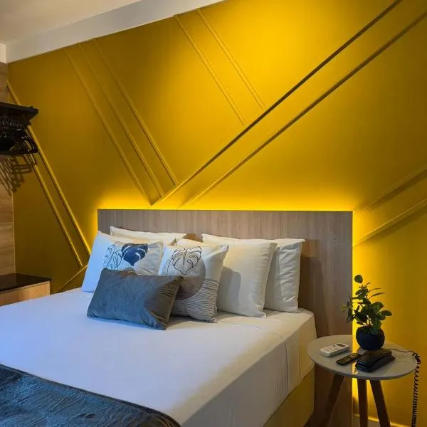 Flat Vista Mar Praia Long Stay，位于维多利亚的酒店