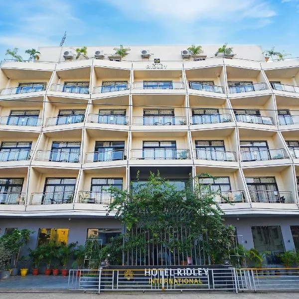 Hotel Ridley International，位于迪卡的酒店