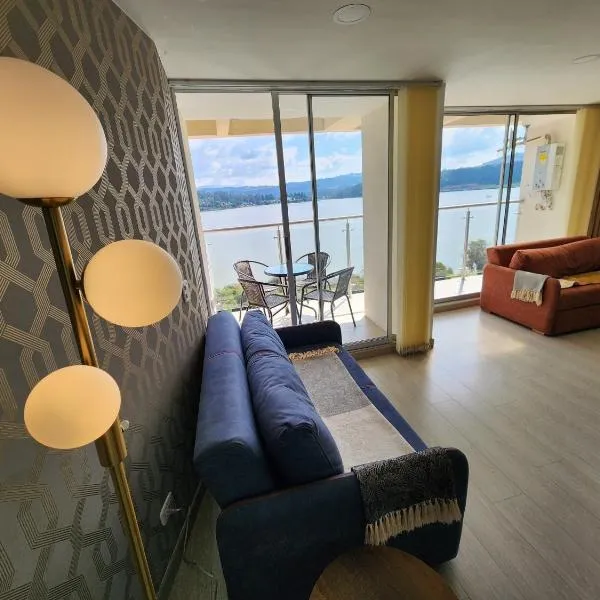 Increíble apartamento con vista panorámica al lago Sochagota，位于派帕的酒店