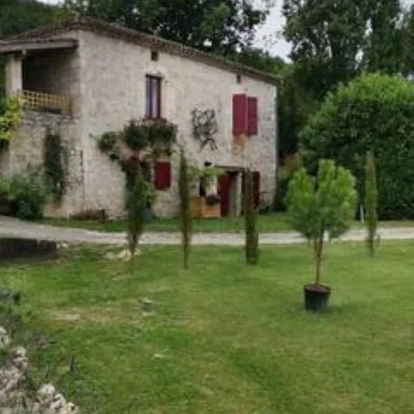 La bordette，位于Sauveterre的酒店