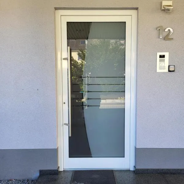 Monteurzimmer und Ferienwohnung，位于门迪希的酒店