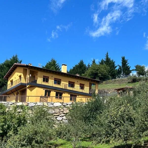El Collau - Apartamentos Rurales，位于Santibáñez de Murias的酒店