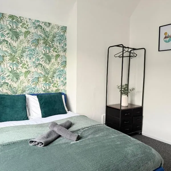 Egremont Home - Explore the Fells - Work Nearby，位于Woodend的酒店