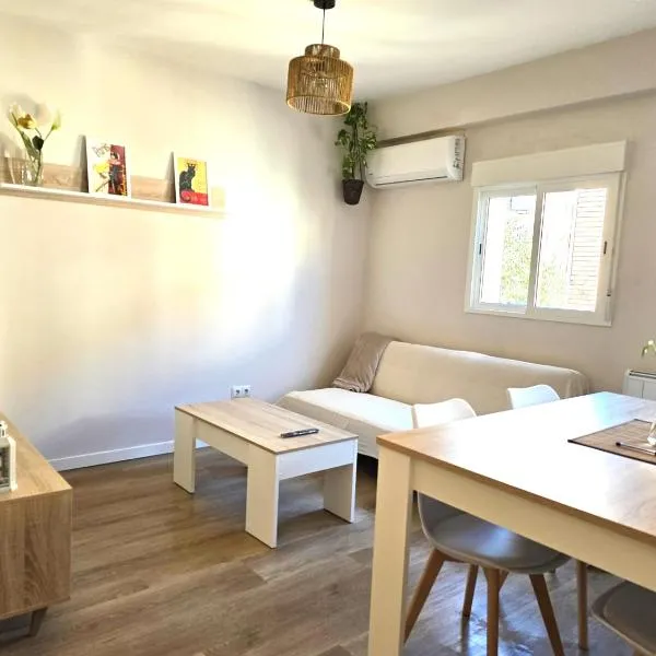 Martita Home，位于萨拉戈萨的酒店