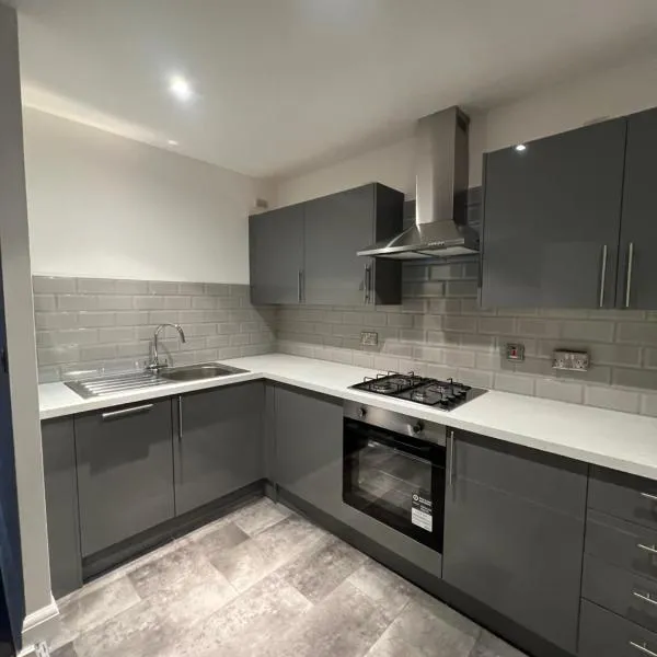 Room with Shared Kitchen and Living Room in South East London by the Riverside，位于North Woolwich的酒店